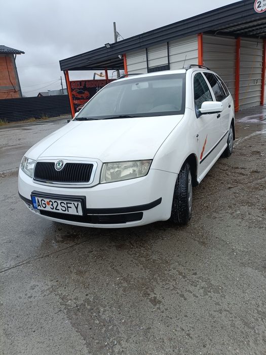 Vând scoda fabia