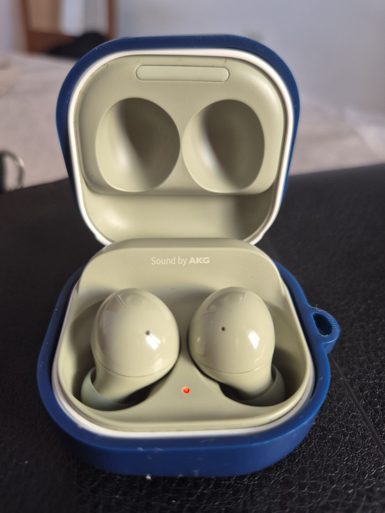 Galaxy Buds 2 ...