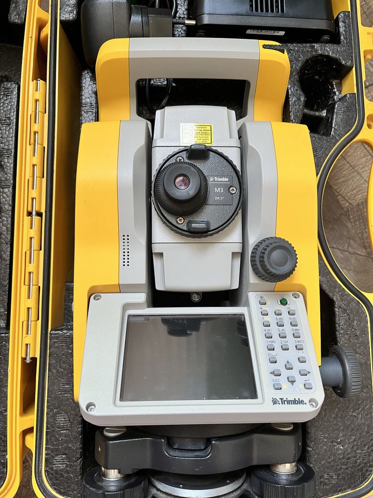 Тахеометр Trimble M3 DR5 R500