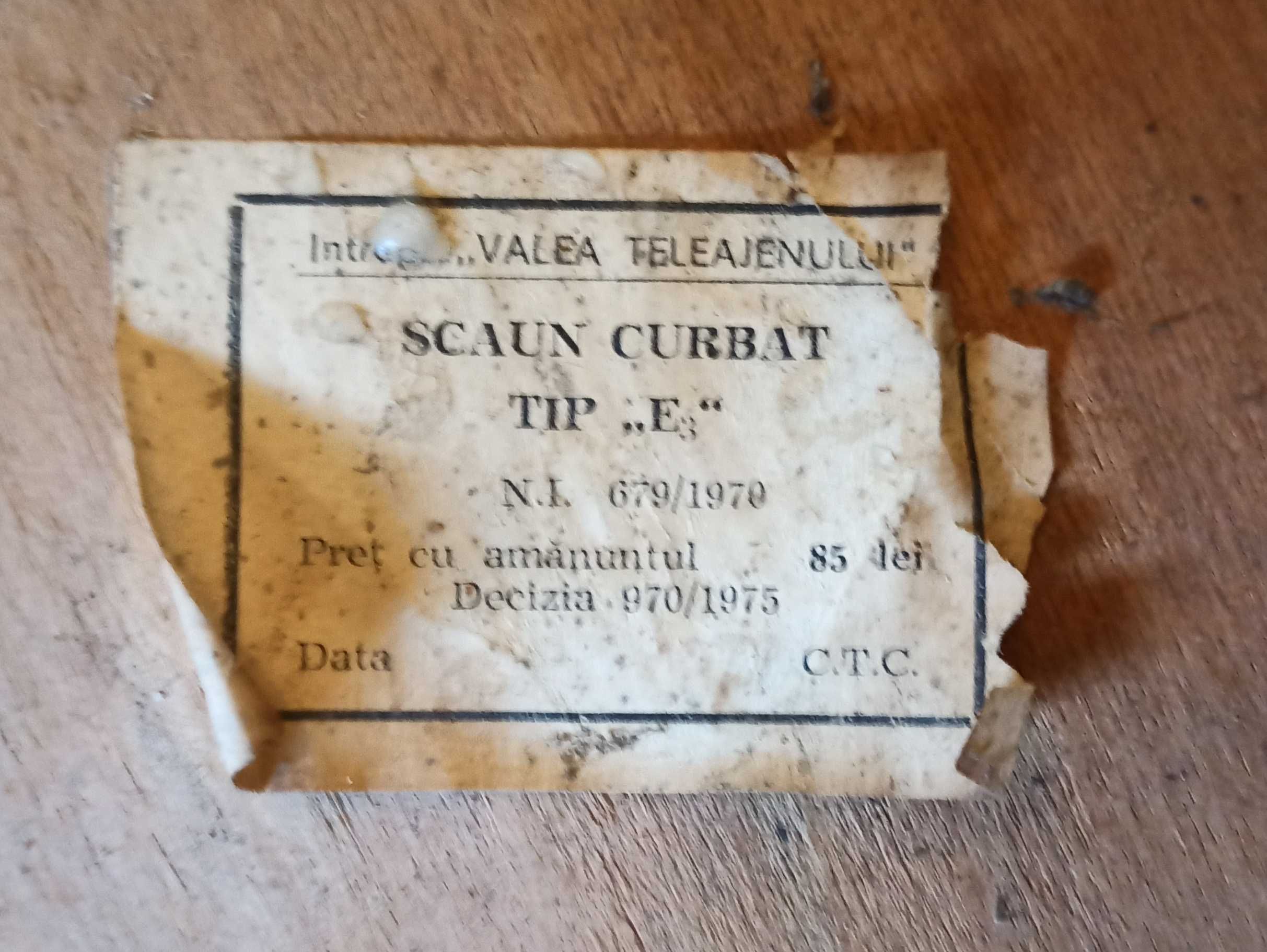 Scaun din lemn curbat, CUIER vintage, 4 TABLOURI, Veioză