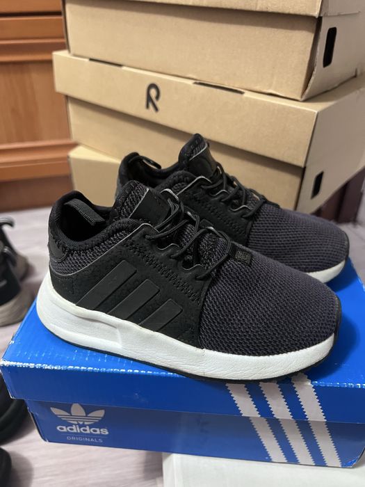 Кроссовки Adidas