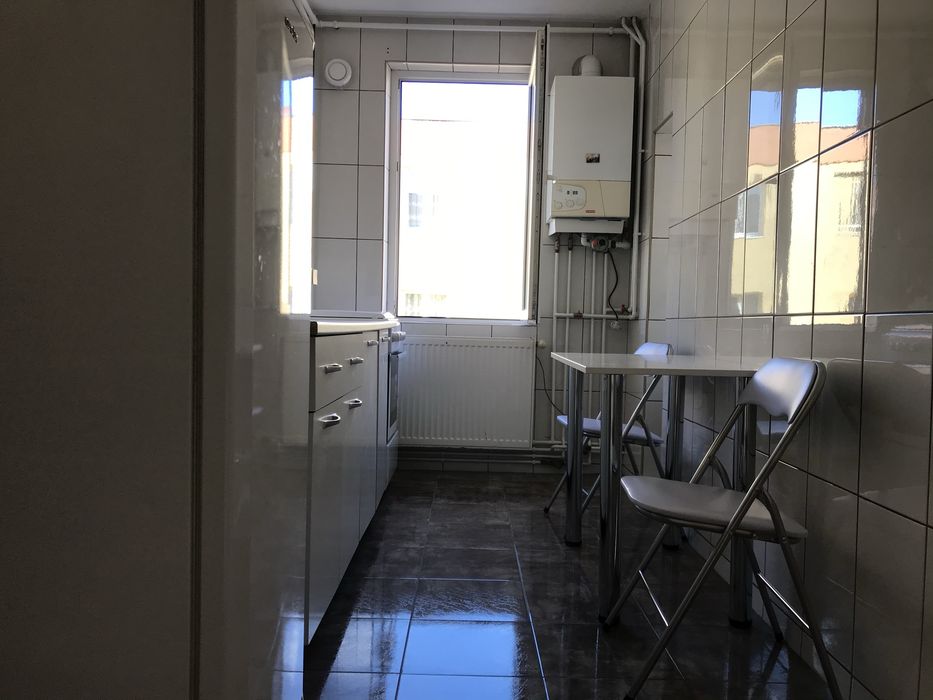 Apartament 2 camere de inchiriat