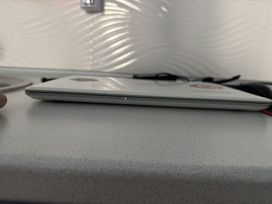 Lenovo Z51-70 | Core i5 5200U | 8 GB RAM | 1 TB SSHD хорошее состояние