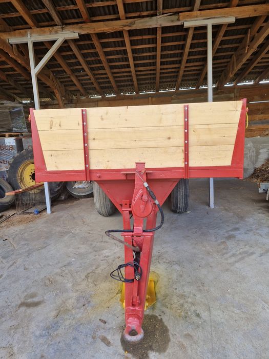 Remorca agricola basculabila 8T