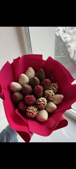 Клубника в шоколаде Дубайский шоколад Подарок