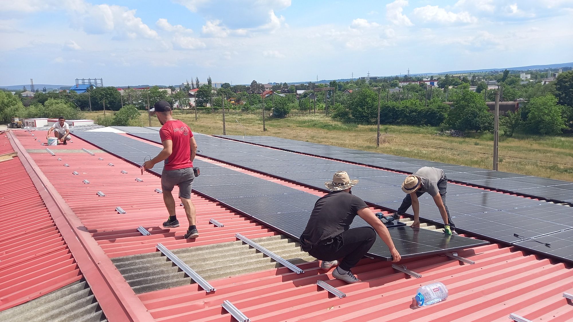 Montaj panouri si sisteme fotovoltaice