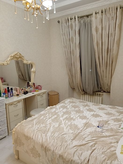 Продам квартиру на ойбек 2/4/4