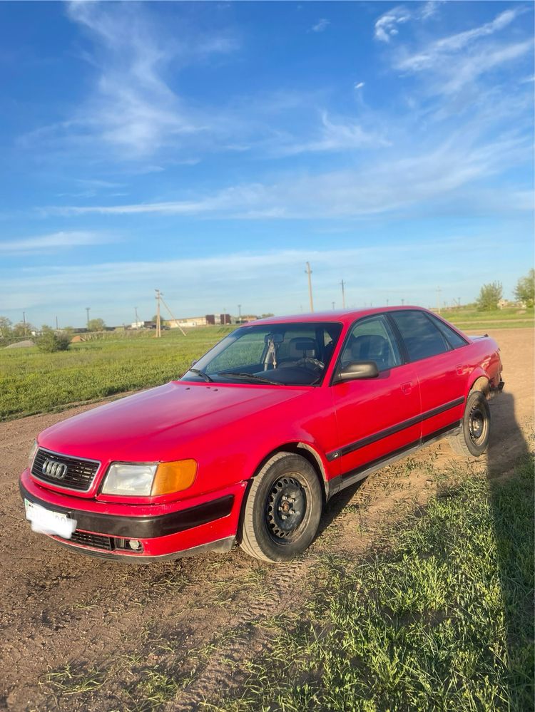 Audi 100 продам