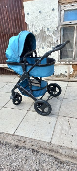 Продам коляску срочно