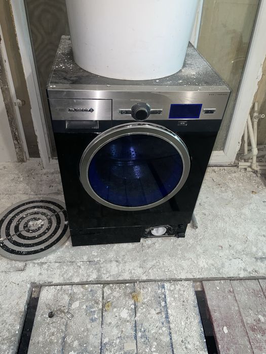 Продается стиральная машина