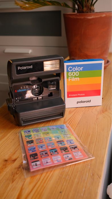 Продам фотоаппарат Polaroid + Film 600 катридж на 8 снимков