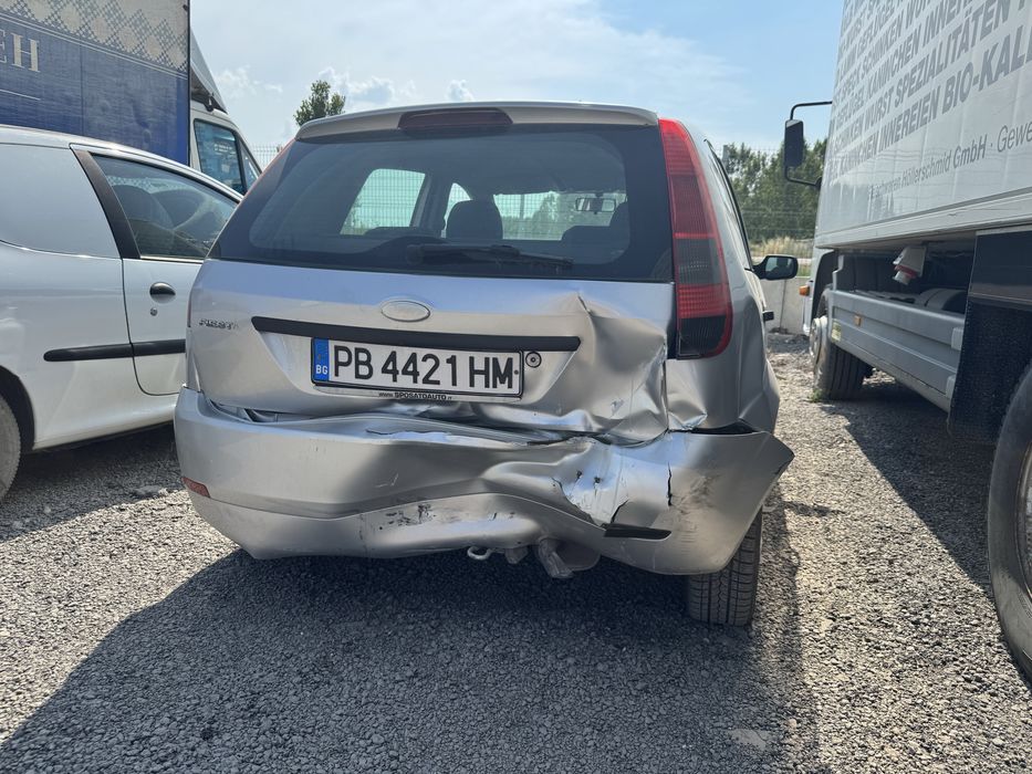 FORD FIESTA 1,4 бензин/газ+климатик за части
