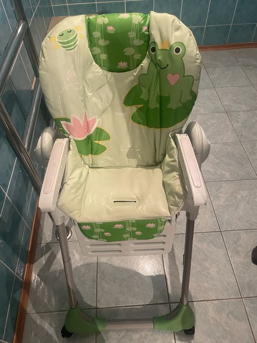 Продам стульчик Chicco