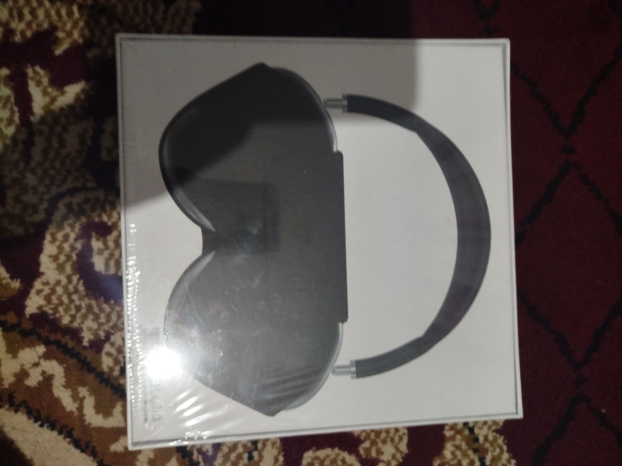 IPhone airpods max
