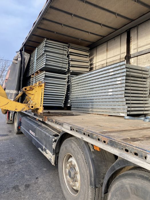 Banda transportoare masa cu role metalice