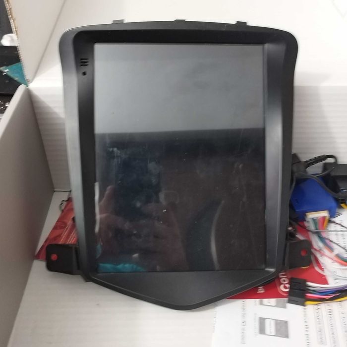 Navigatie Chevrolet Cruze J300 2008-2012 9.7' defecta