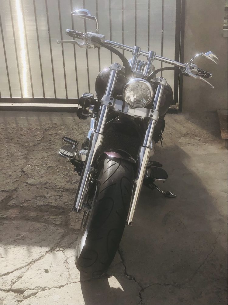 Kawasaki Vulcan 2000 Custom