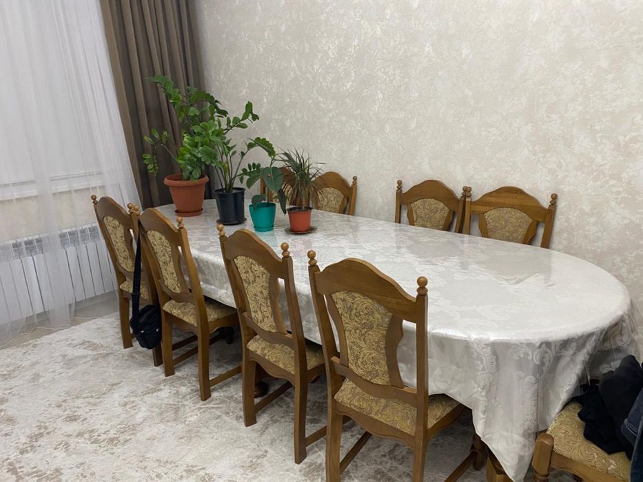 Продаеться гостин Верди сервант 2 х-3х дв серв, комод, стол