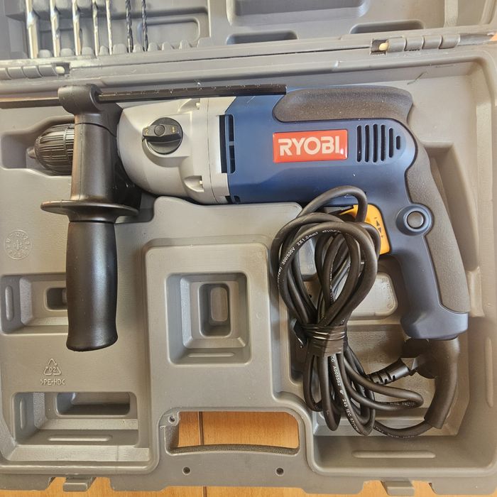 Masina gaurit/însurubat cu percutie Ryobi EID-1052 RE-TC(makita)