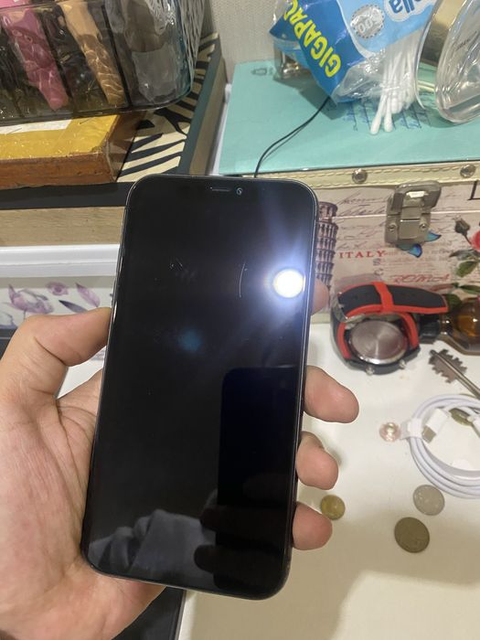 Iphone 11 black 64g