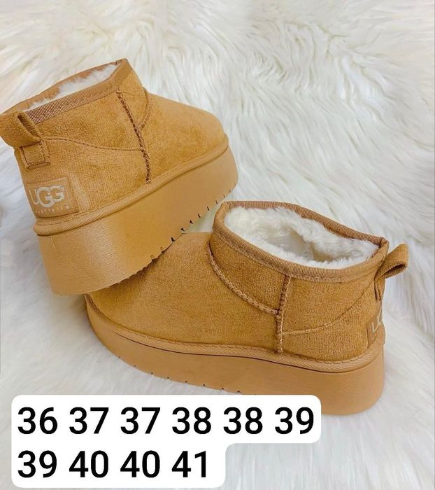 Ugg 36-41 210 lei .
