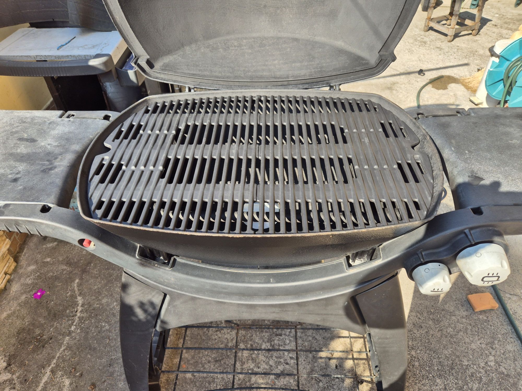 Газово барбекю Weber Q300