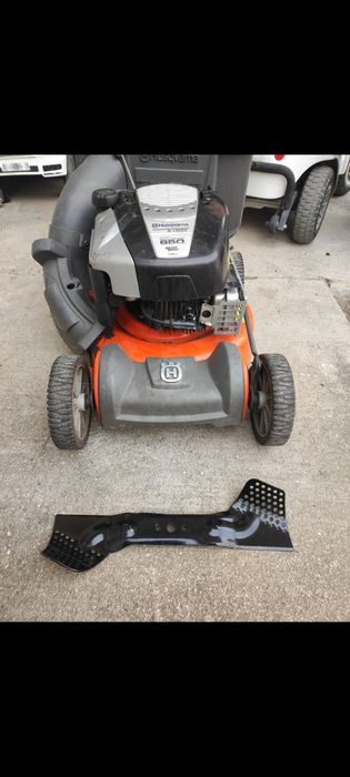 Самоходна косачка husqvarna