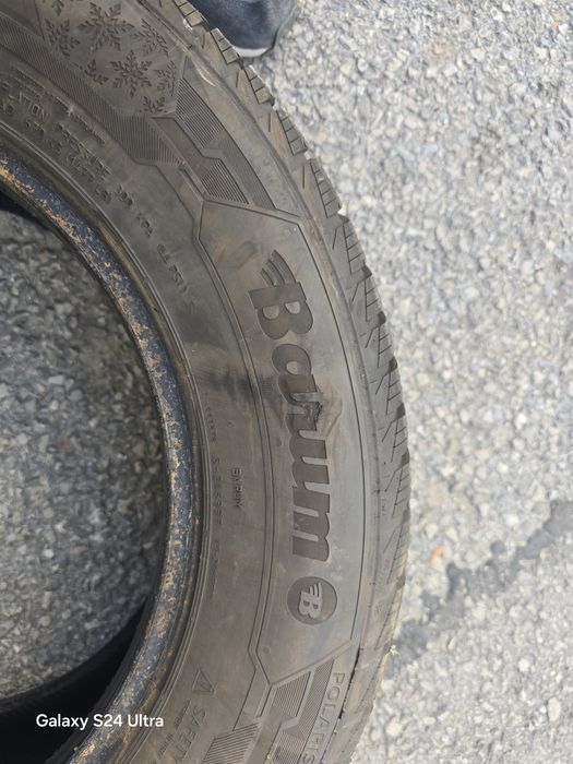 Зимни гуми BARUM POLARIS 5, DOT 4022, 205/65/15  94Т - 2 броя