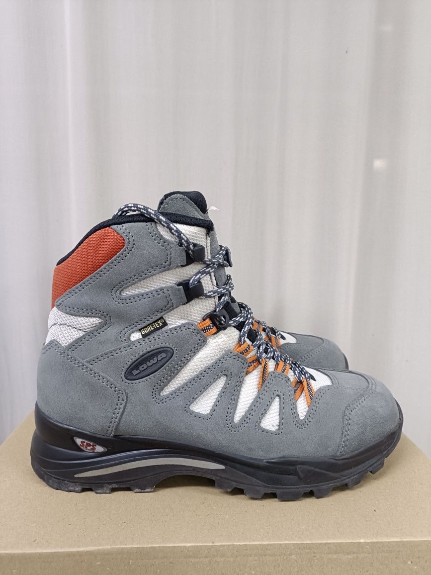 Lowa Khumbu II Goretex номер 39 1/3 код 16A