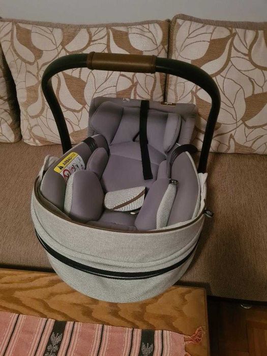 Pachet Scoica auto inclinabila i-Size Joie si Baza i-Size Base Encore
