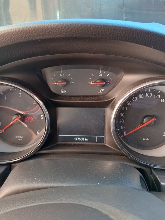 Vând Opel Astra K