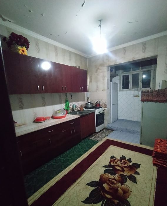 Algaritmda Kvartira bor srochna ( Bez makler )