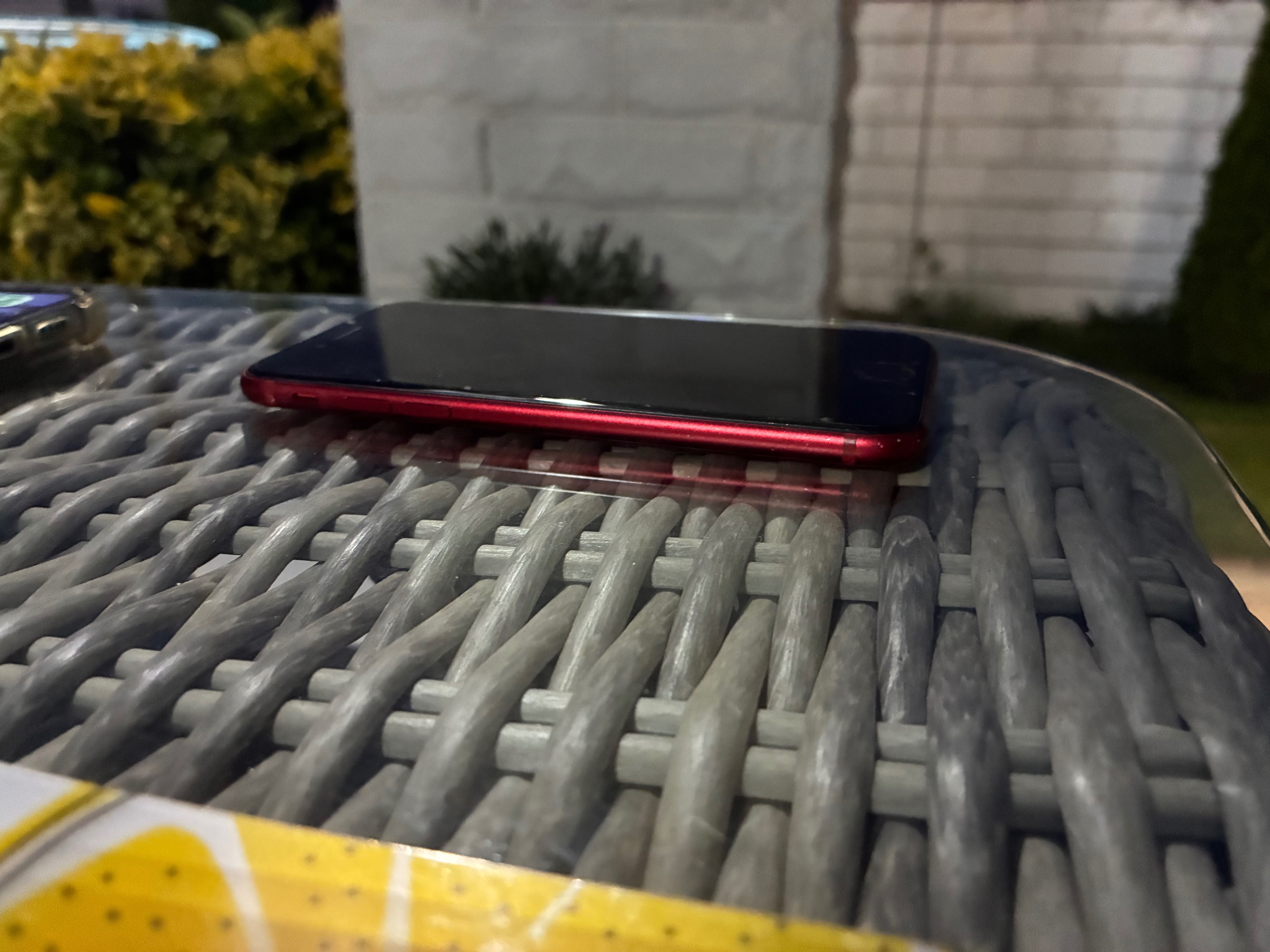 I Phone SE 2,2021