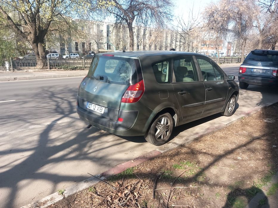 Dezmembrez Renault scenic 1.6 16 V