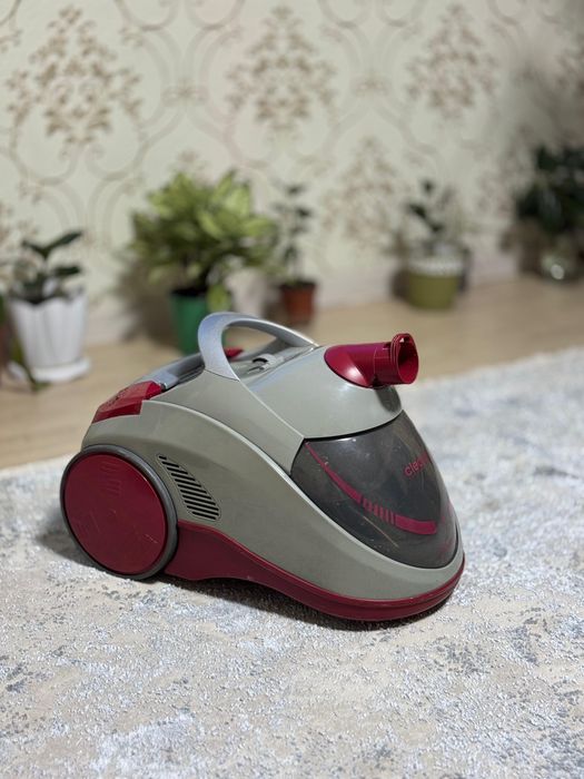 Пылесос Zepter с водяным фильтром