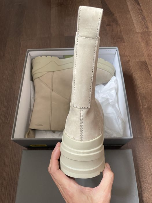 Vagabond бнови боти