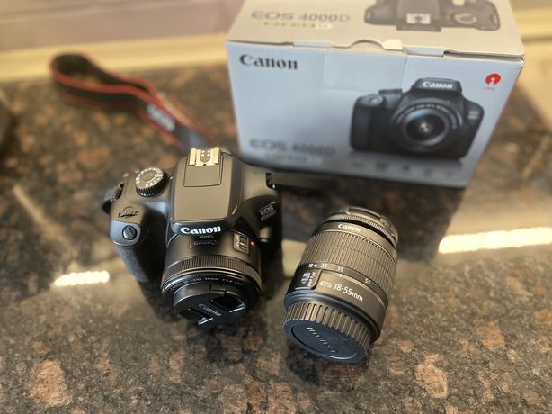 Canon DSLR 4000D + Obiectiv 18- 55mm + obiectiv 50mm