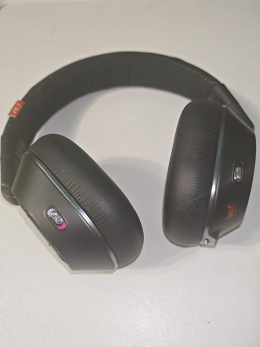 Plantronics Voyager B8200