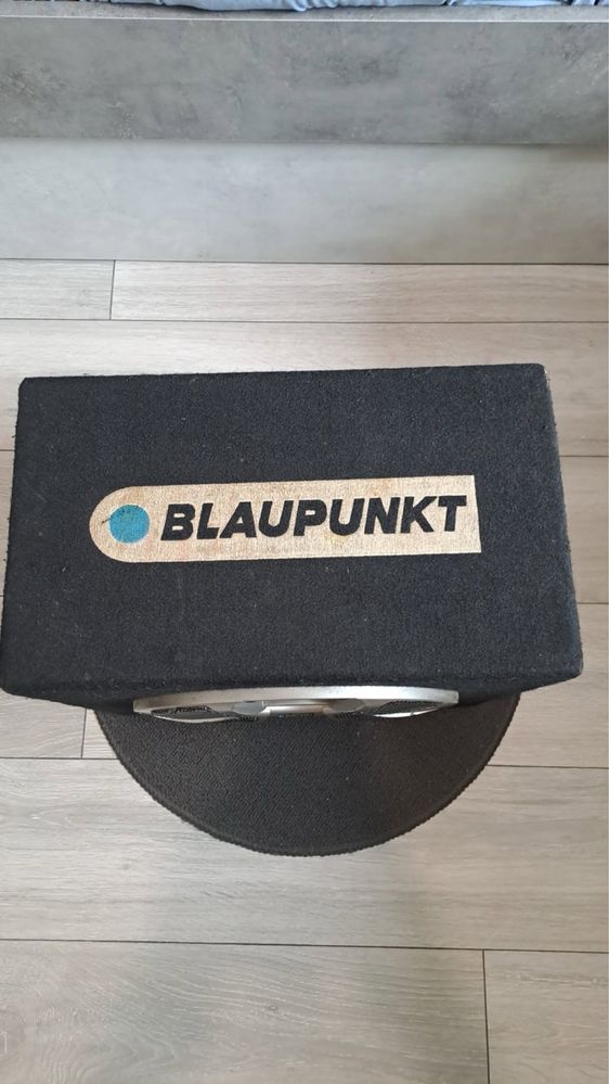 Комплект Бас каса и усилвател Blaupunkt