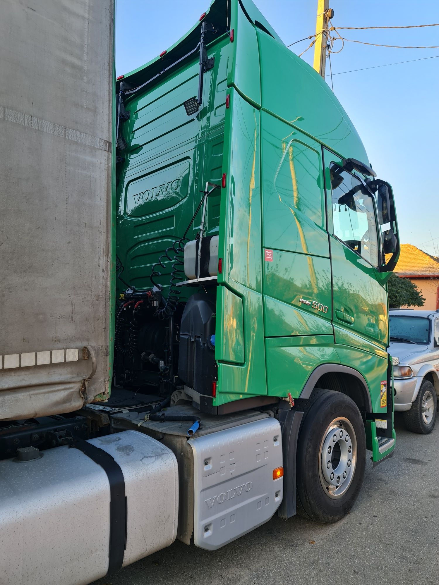 Ansamblu Volvo FH500 EURO 6 mega + krone mega