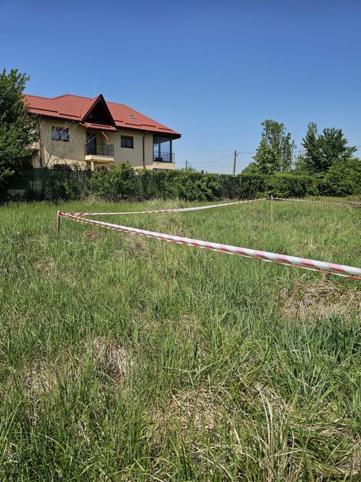 Teren intravilan Dirza Crevedia 936 m ptr vila/casă 49 E