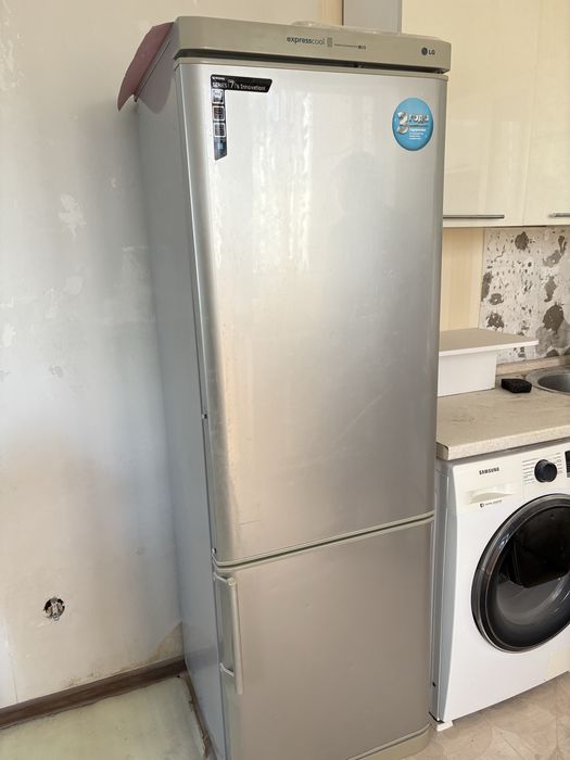 Продается холодильник