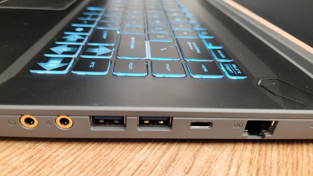 Hope Amanet P11-MSI Thin 15/core i7-13th/ram 16gb/Ssd 512gb/RTX 4050-6