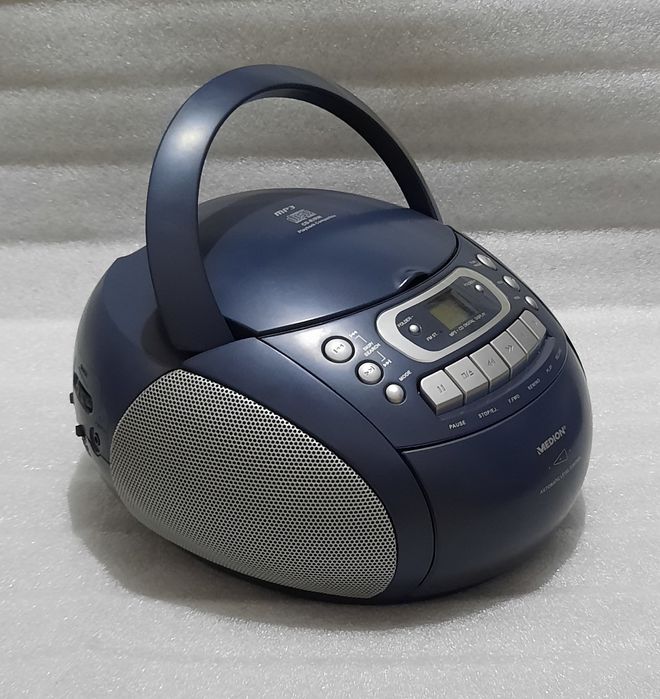 Radiocasetofon portabil cu înreg. și CD Player MP3 Medion MD 80817