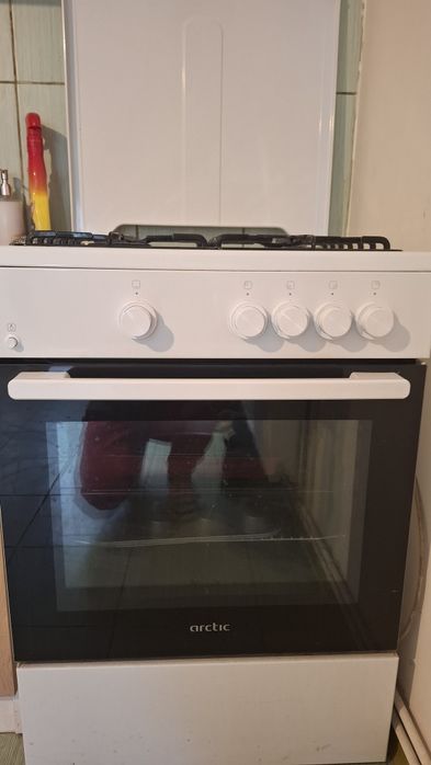 Aragaz Arctic in garanție 4 ani folosit 3 luni