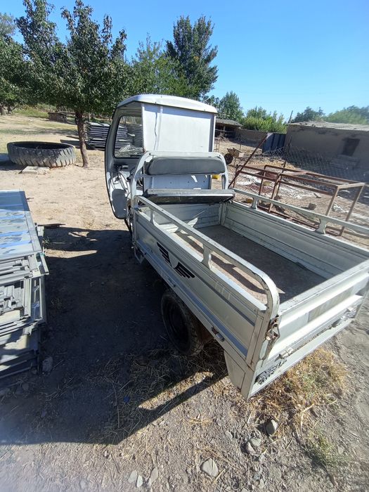 Skuter sotiladi sroshni