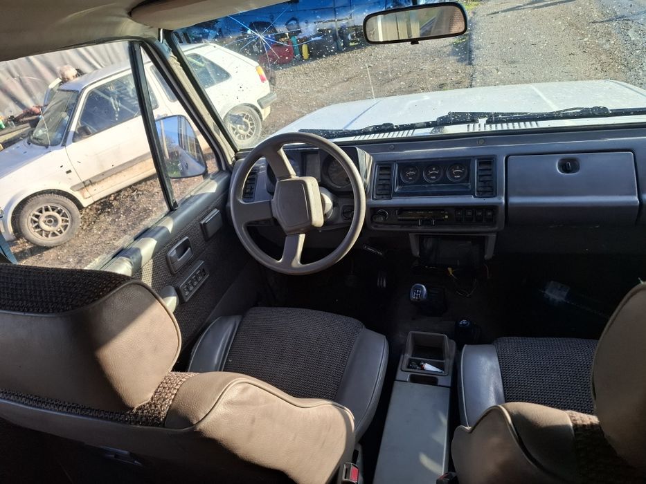 Isuzu trooper  2.6