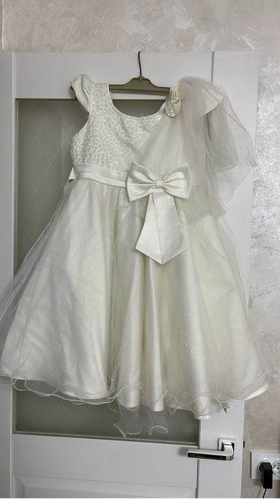 Весчерные платья для девочек