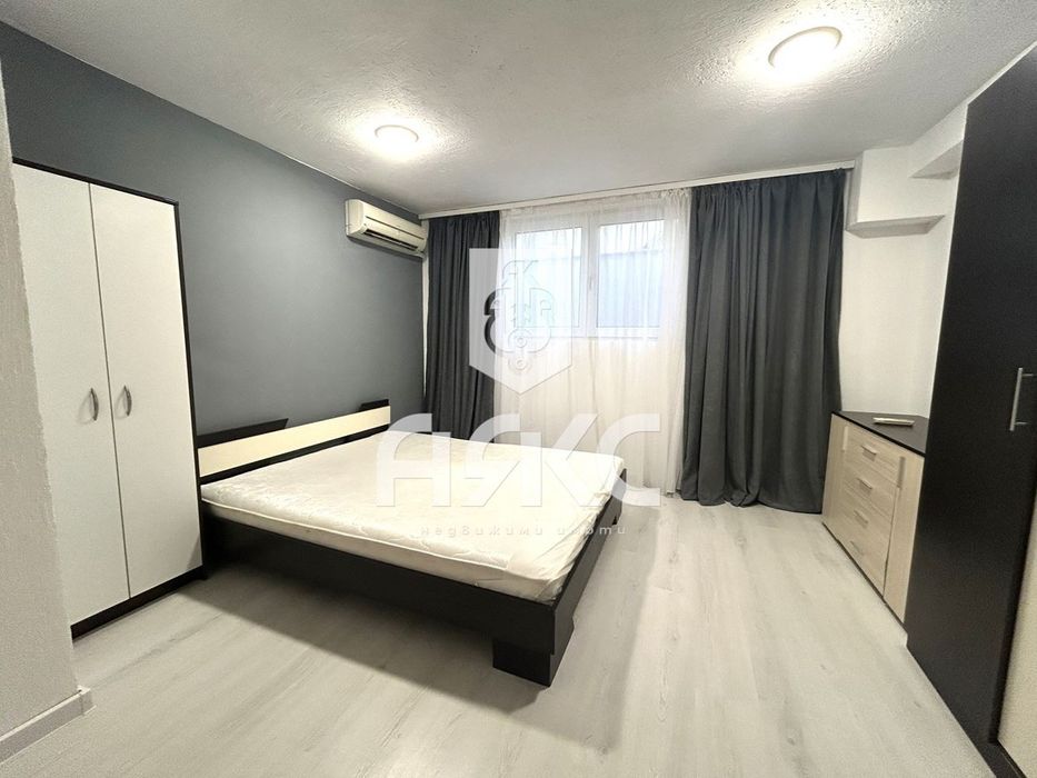 Двустаен апартамент в кв. Бояна