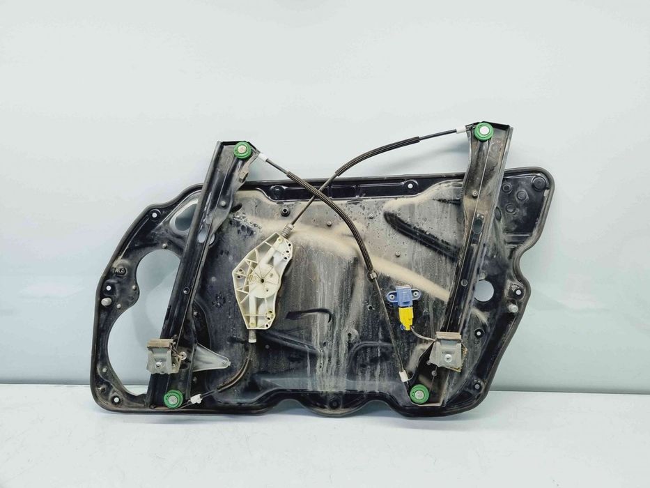 Macara electrica geam stanga fata Volkswagen Passat B6 Variant (3C5) [